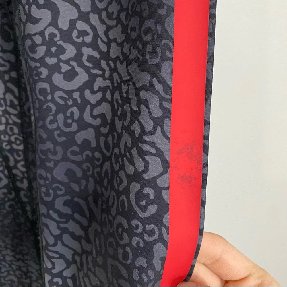 ALL ACCESS Womens XS Black Gray Leopard Red Stripe Full Length Leggings YY10 - Picture 2 of 7
